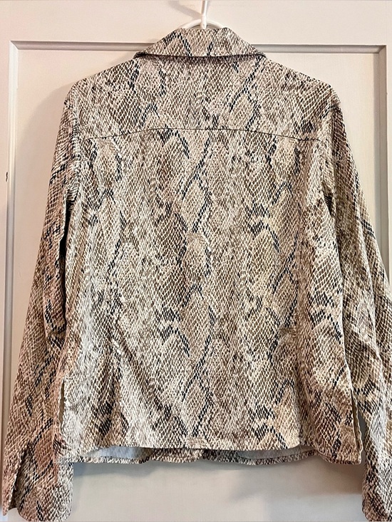 Live a Little Jackets & Blazers - Light Snakeskin Print Jacket by Live a Little in Beige, White and  Black